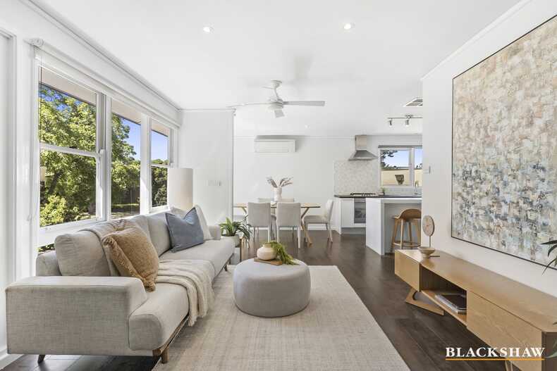 2 Crowther Place Curtin