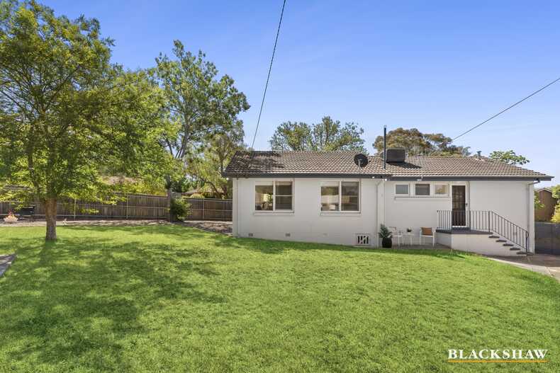 2 Crowther Place Curtin