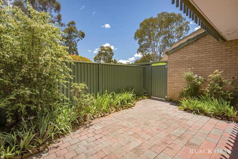 67/25 Pinkerton Circuit Kambah