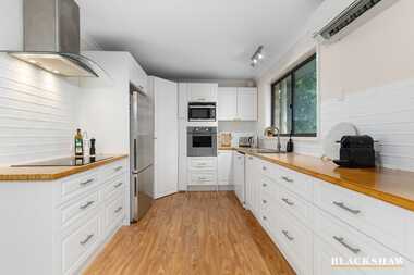 4/60 Dalley Crescent Latham