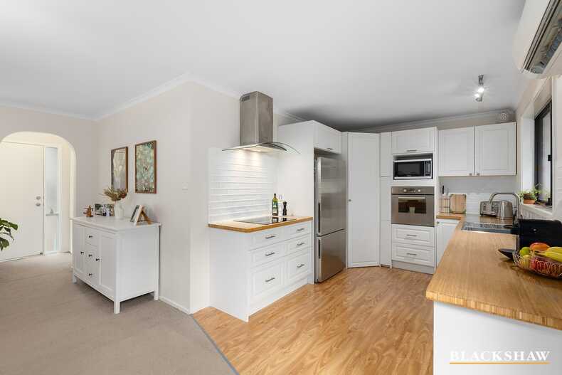 4/60 Dalley Crescent Latham