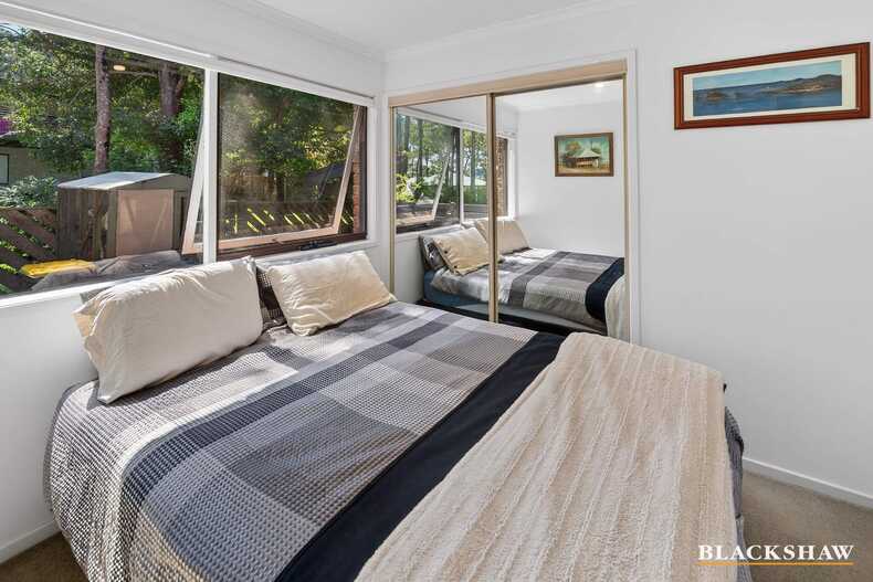 1/5 Karana Close Long Beach