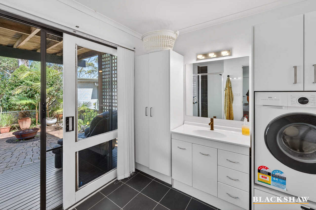 1/5 Karana Close Long Beach