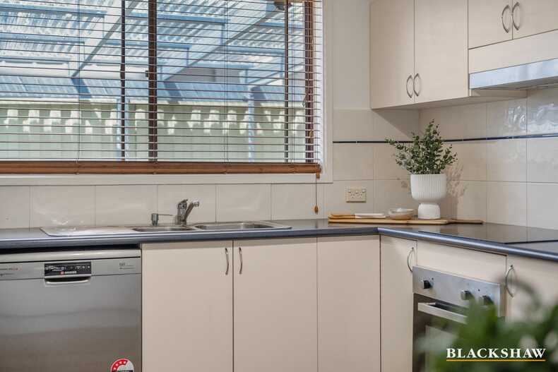 45 Surveyor Street Crestwood