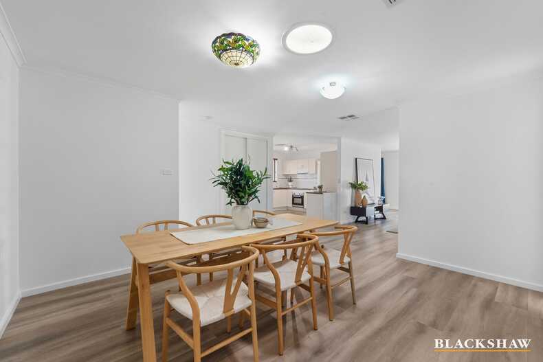 45 Surveyor Street Crestwood