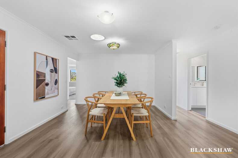 45 Surveyor Street Crestwood