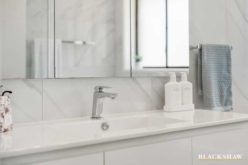 45 Surveyor Street Crestwood