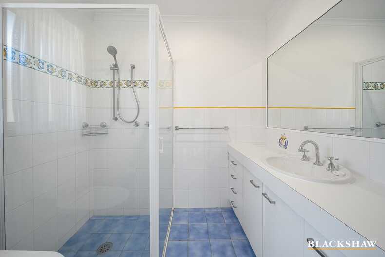 2  Darmody Place Jerrabomberra