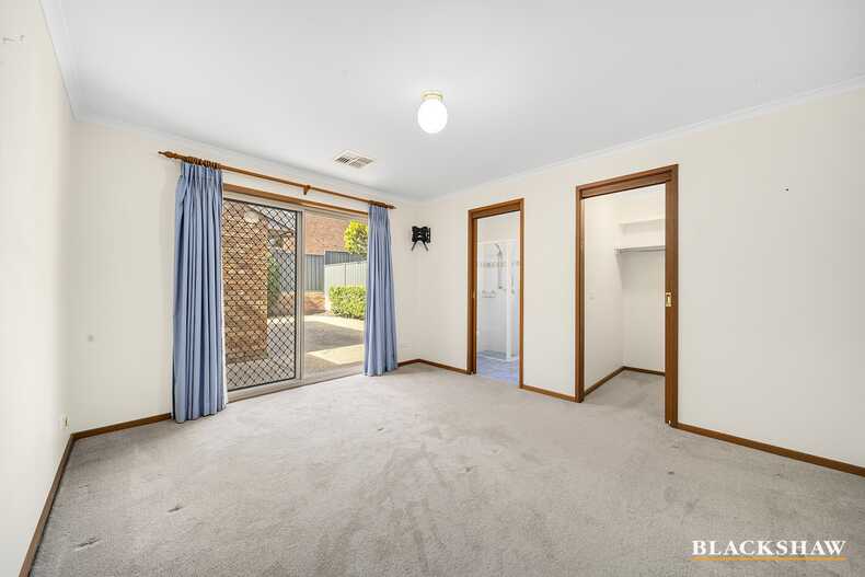 2  Darmody Place Jerrabomberra