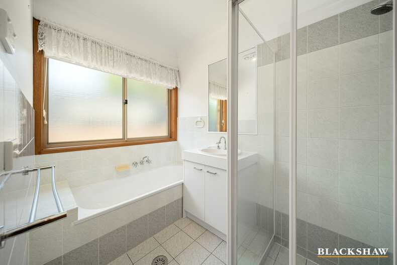 2  Darmody Place Jerrabomberra