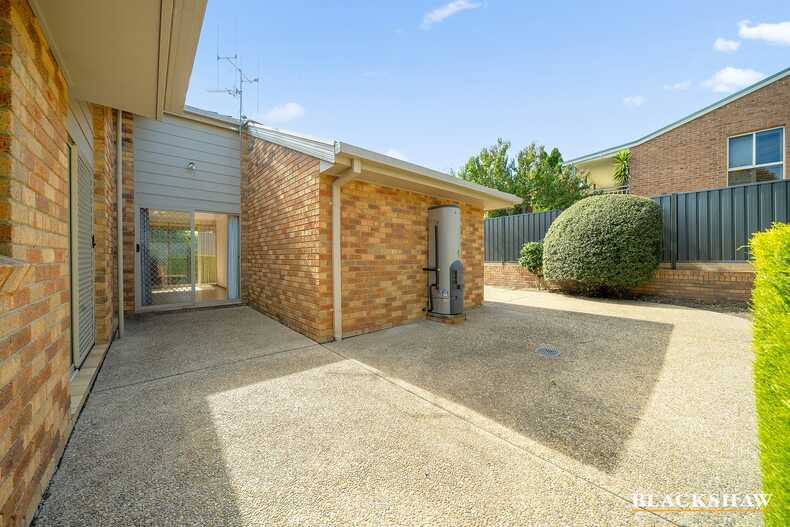 2  Darmody Place Jerrabomberra