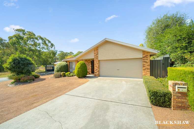 2  Darmody Place Jerrabomberra
