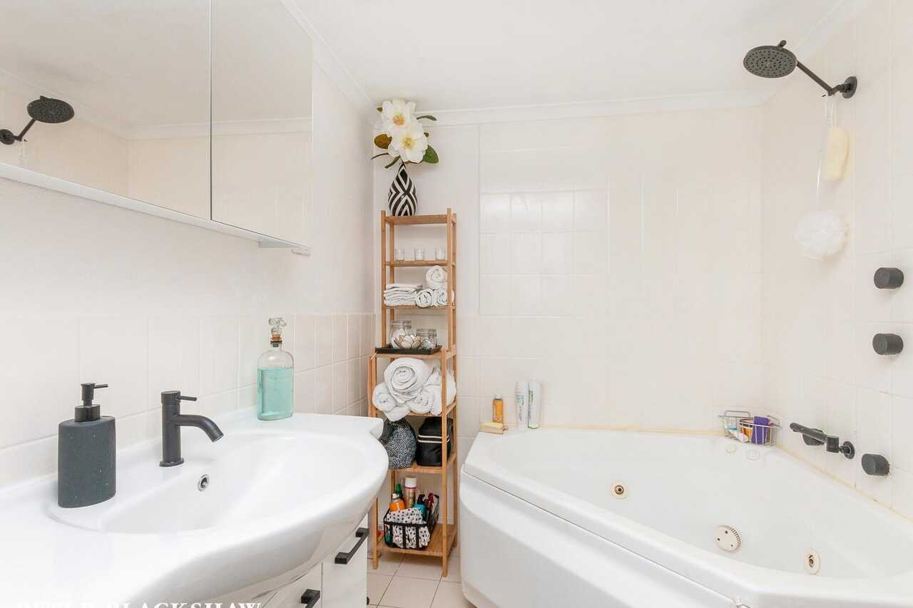 61/47 Kennedy Street Kingston