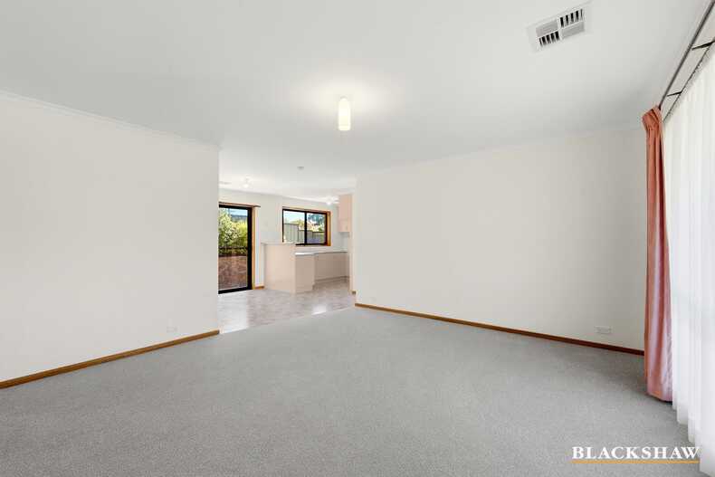 1/8 Wilson Street Queanbeyan