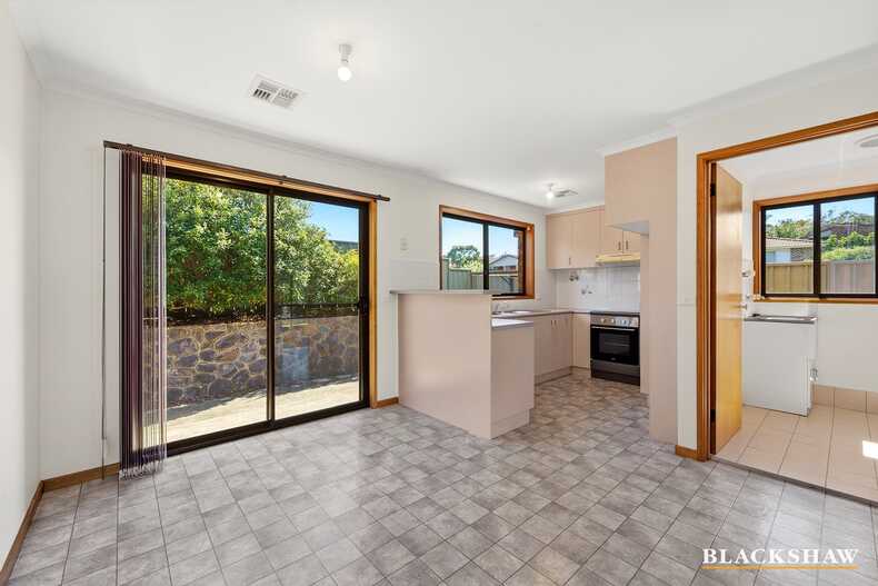 1/8 Wilson Street Queanbeyan