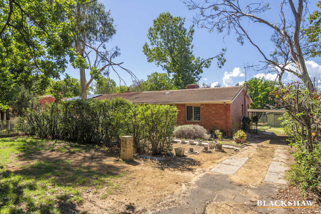 44 Mackennal Street Lyneham