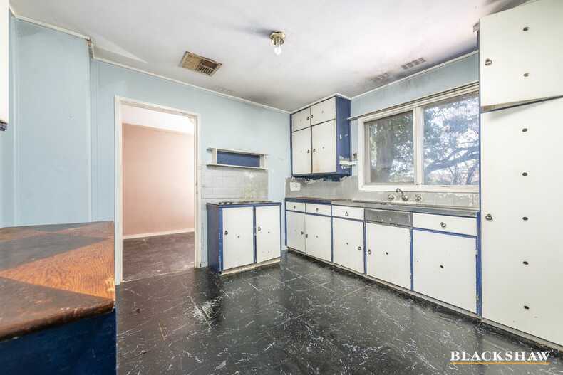 44 Mackennal Street Lyneham