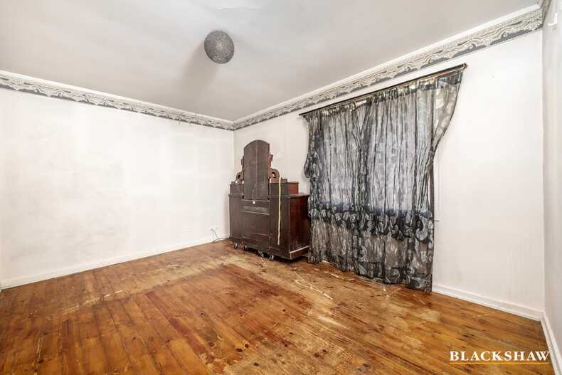 44 Mackennal Street Lyneham