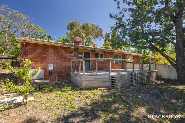 44 Mackennal Street Lyneham