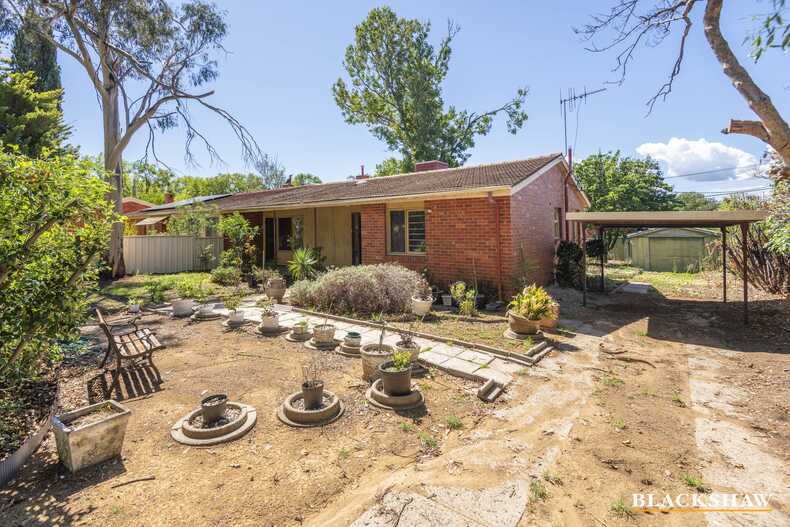 44 Mackennal Street Lyneham