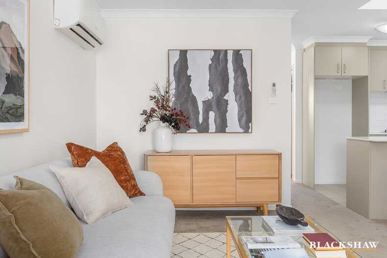 99 Burrumarra Avenue Ngunnawal