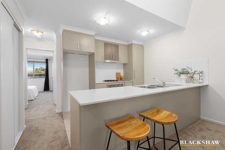 99 Burrumarra Avenue Ngunnawal
