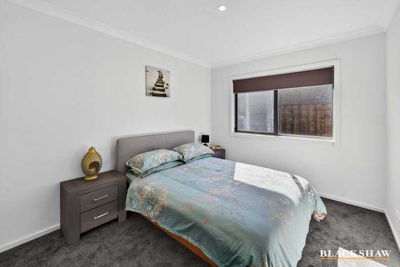 6 Bagarin Avenue Tomakin