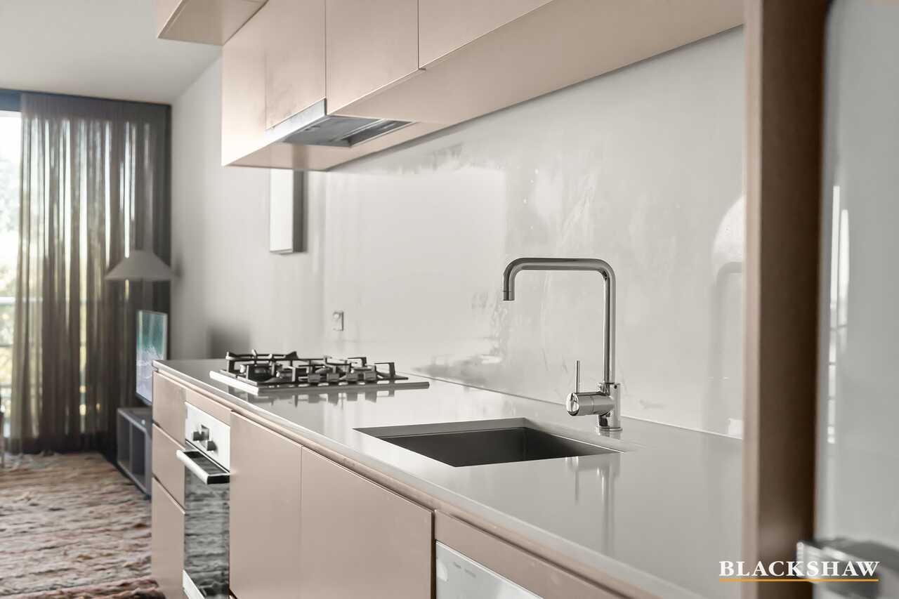 Level 4/411/25 Edinburgh Avenue City