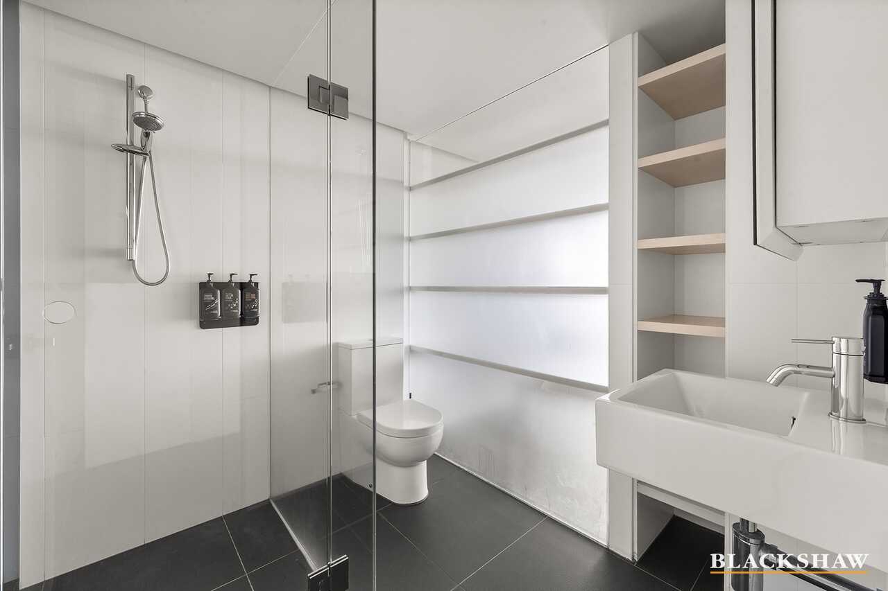 Level 4/411/25 Edinburgh Avenue City