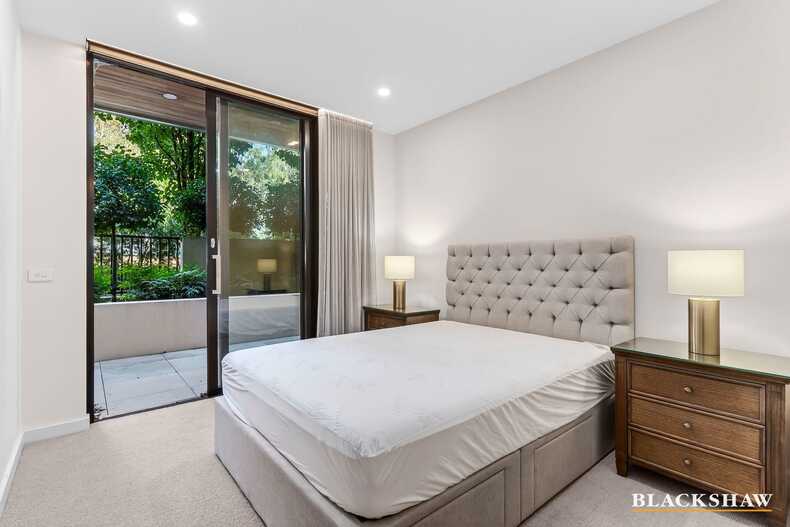 2/7 State Circle Forrest