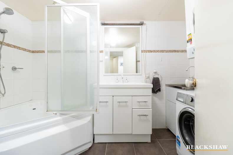 221/15 Jardine Street Kingston