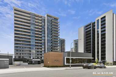 154/9 Irving Street Phillip