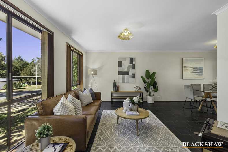 6 McArthur Place Latham