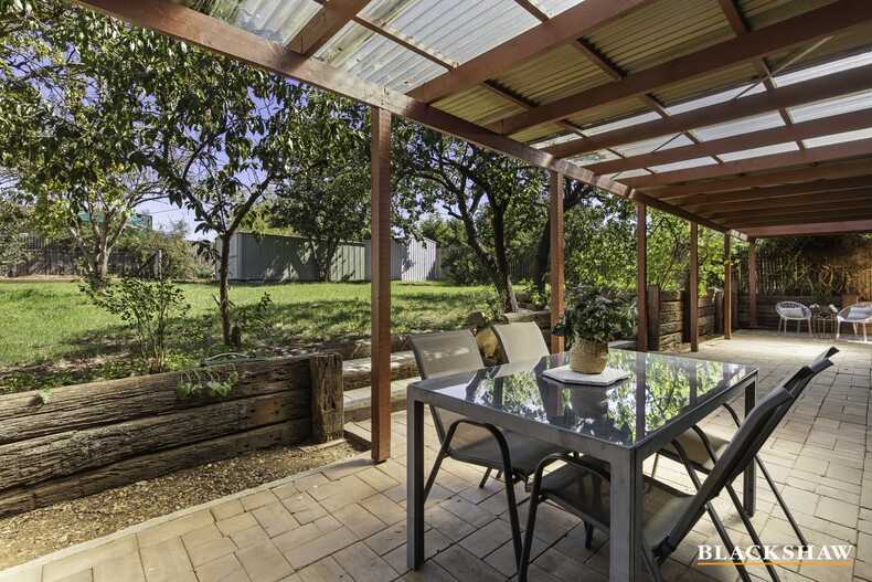 6 McArthur Place Latham
