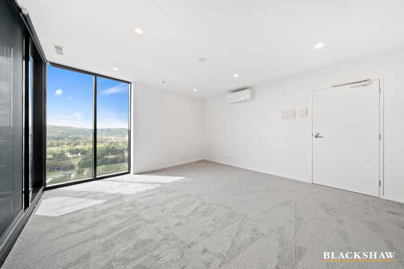 2301/15 Bowes Street  Phillip