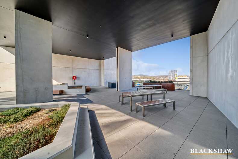 2301/15 Bowes Street  Phillip