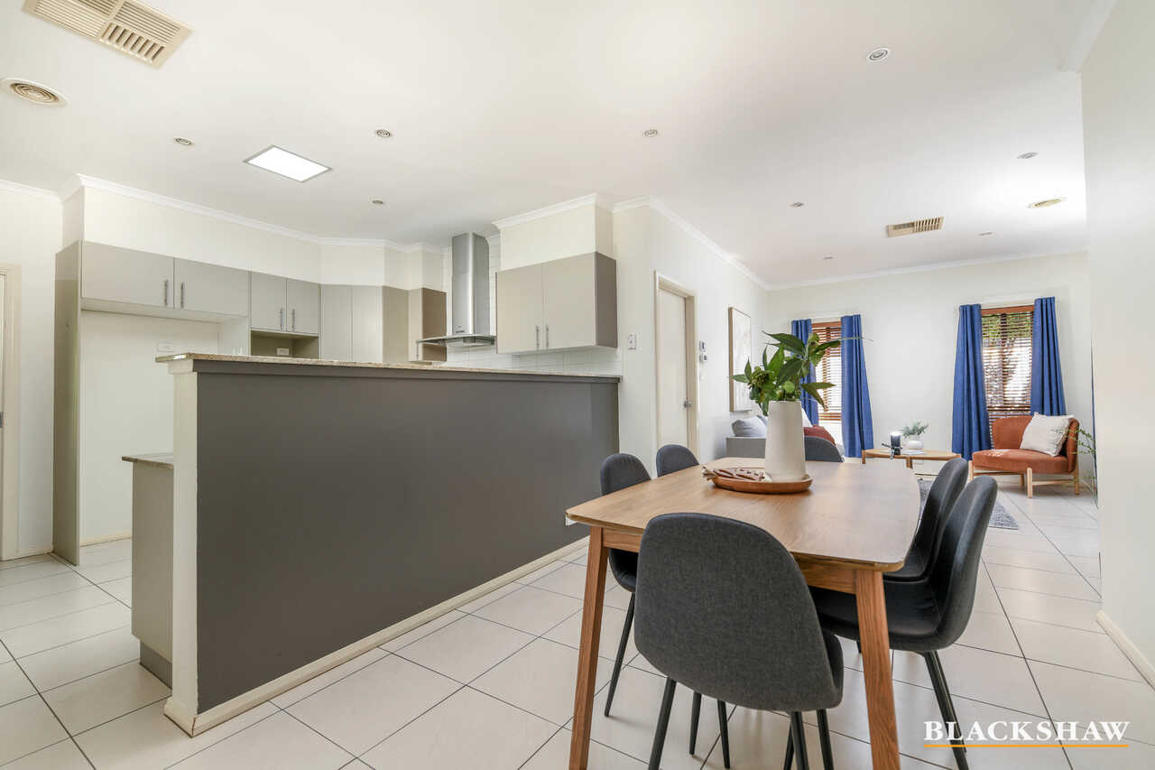 1/12 Redwater Place Amaroo