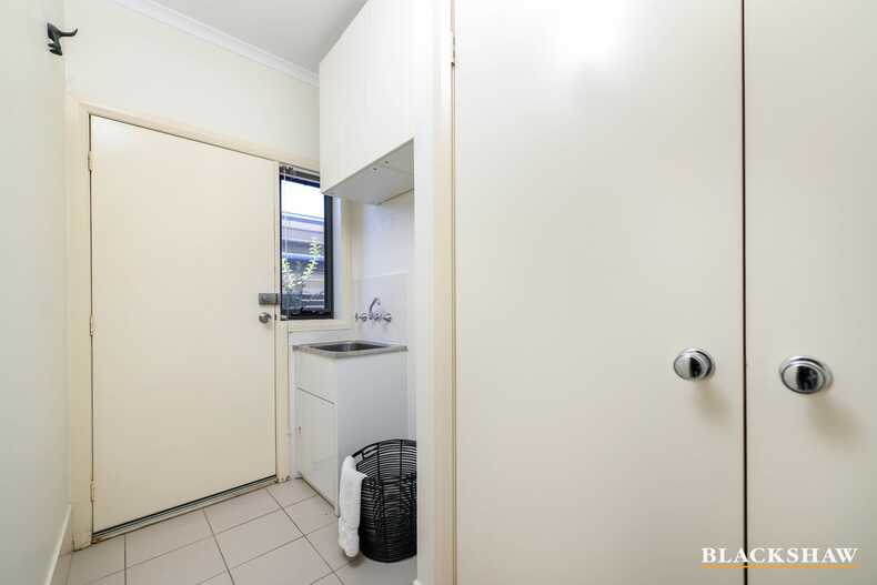 1/12 Redwater Place Amaroo