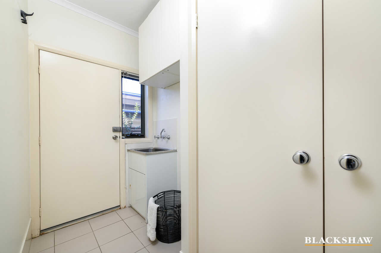 1/12 Redwater Place Amaroo