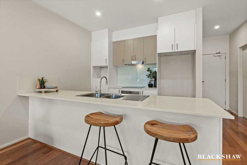 10/44 Tishler Street Wright