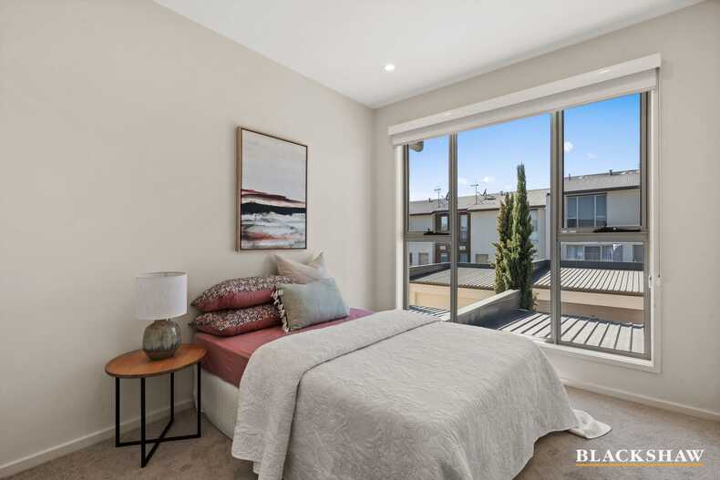 10/44 Tishler Street Wright