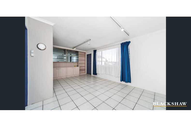 16/30 River Street Oaks Estate