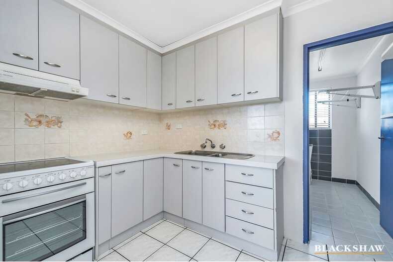 16/30 River Street Oaks Estate