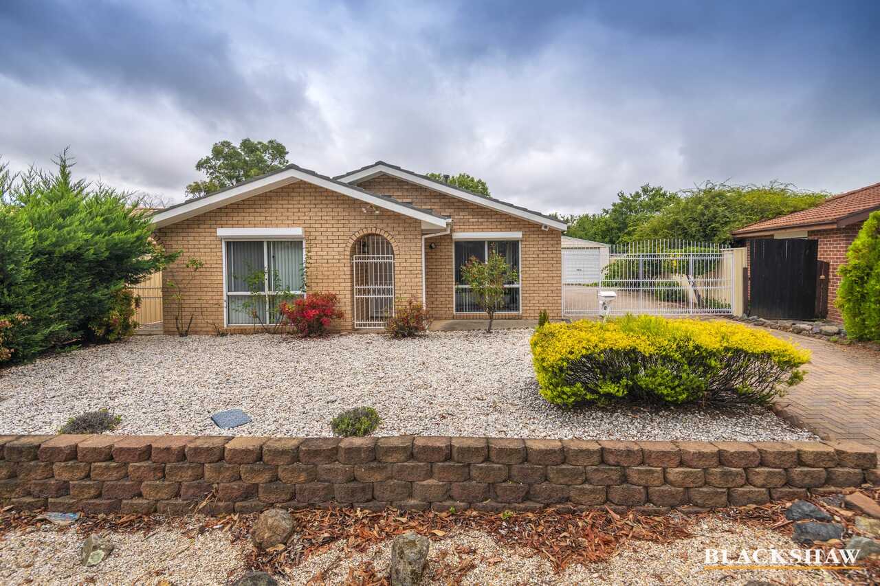 4 Kerkeri Close Isabella Plains
