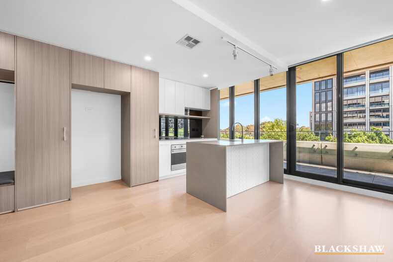 226/1 Kalma Way Campbell