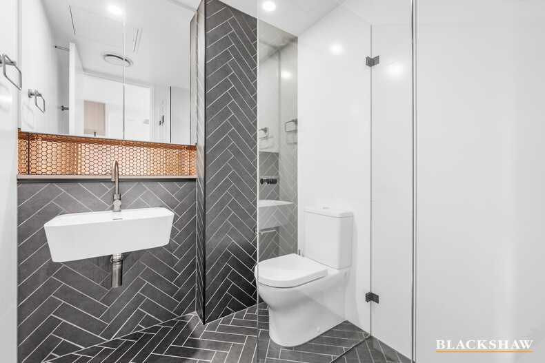 226/1 Kalma Way Campbell