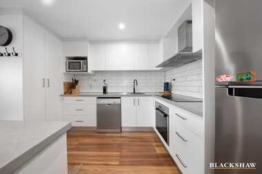 49/53 McMillan Crescent Griffith