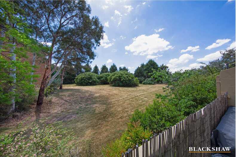 49/53 McMillan Crescent Griffith