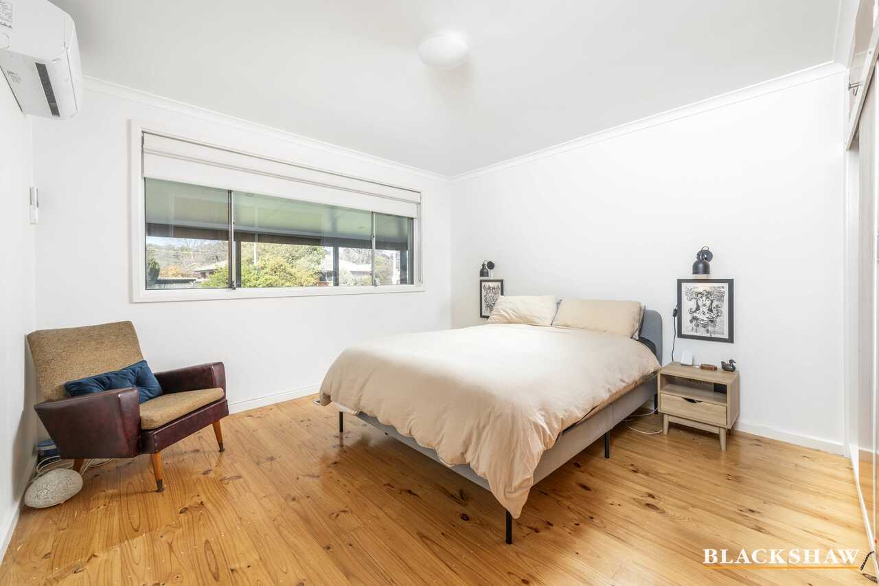 62a Blackman Crescent Macquarie