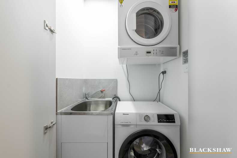 94/11 Irving Street Phillip 94/11 Irving Street Phillip